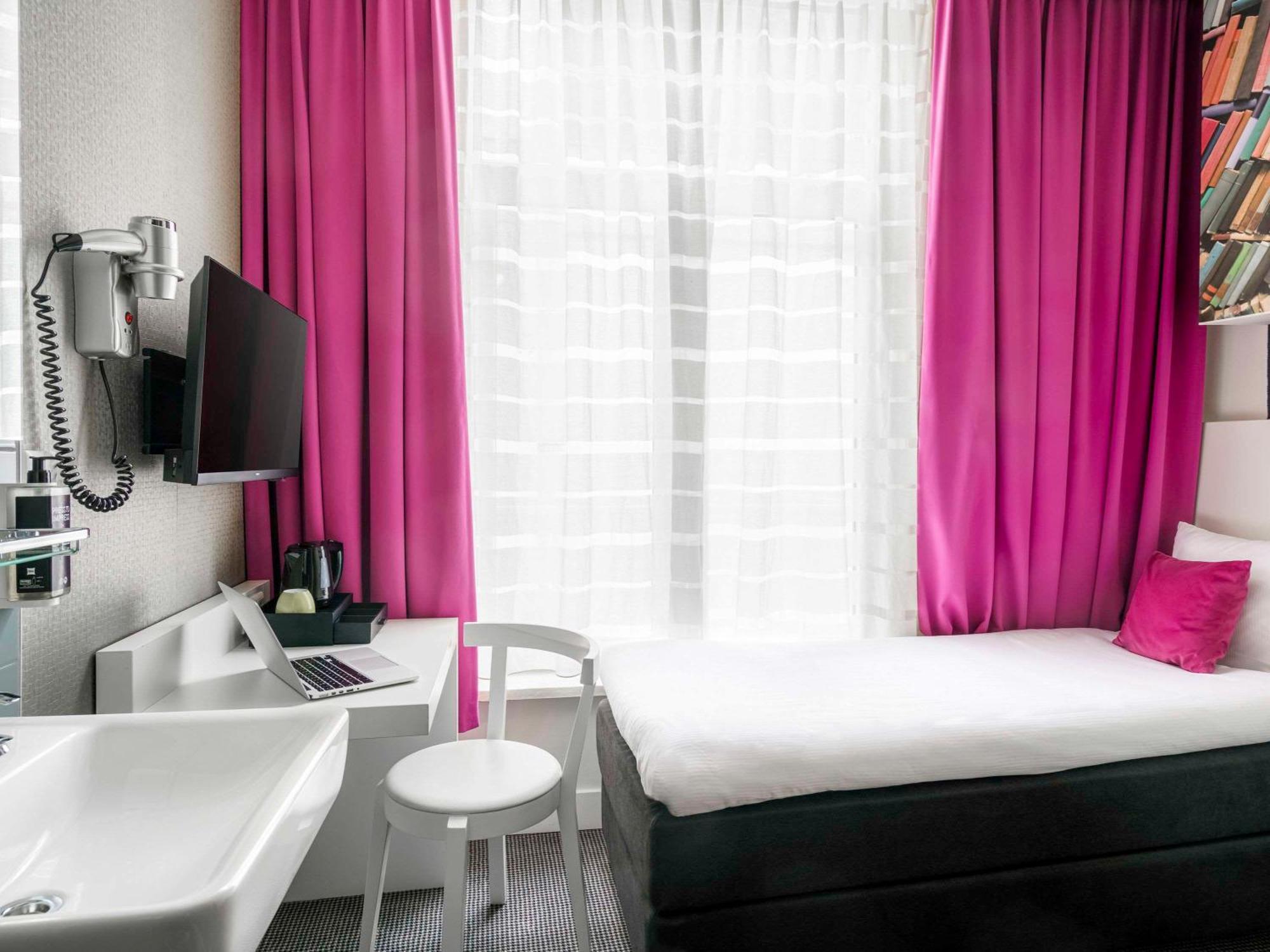 Ibis Styles Amsterdam Amstel Hotell Exteriör bild
