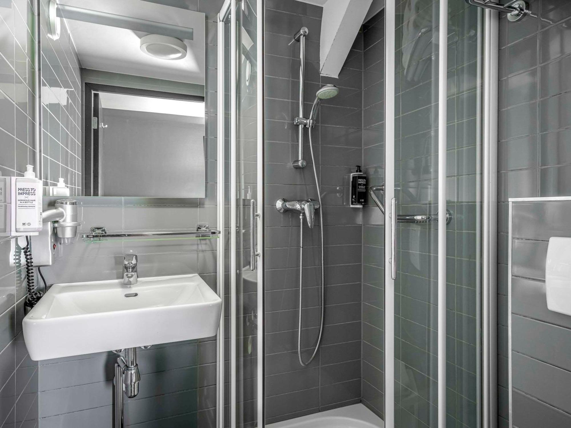 Ibis Styles Amsterdam Amstel Hotell Exteriör bild