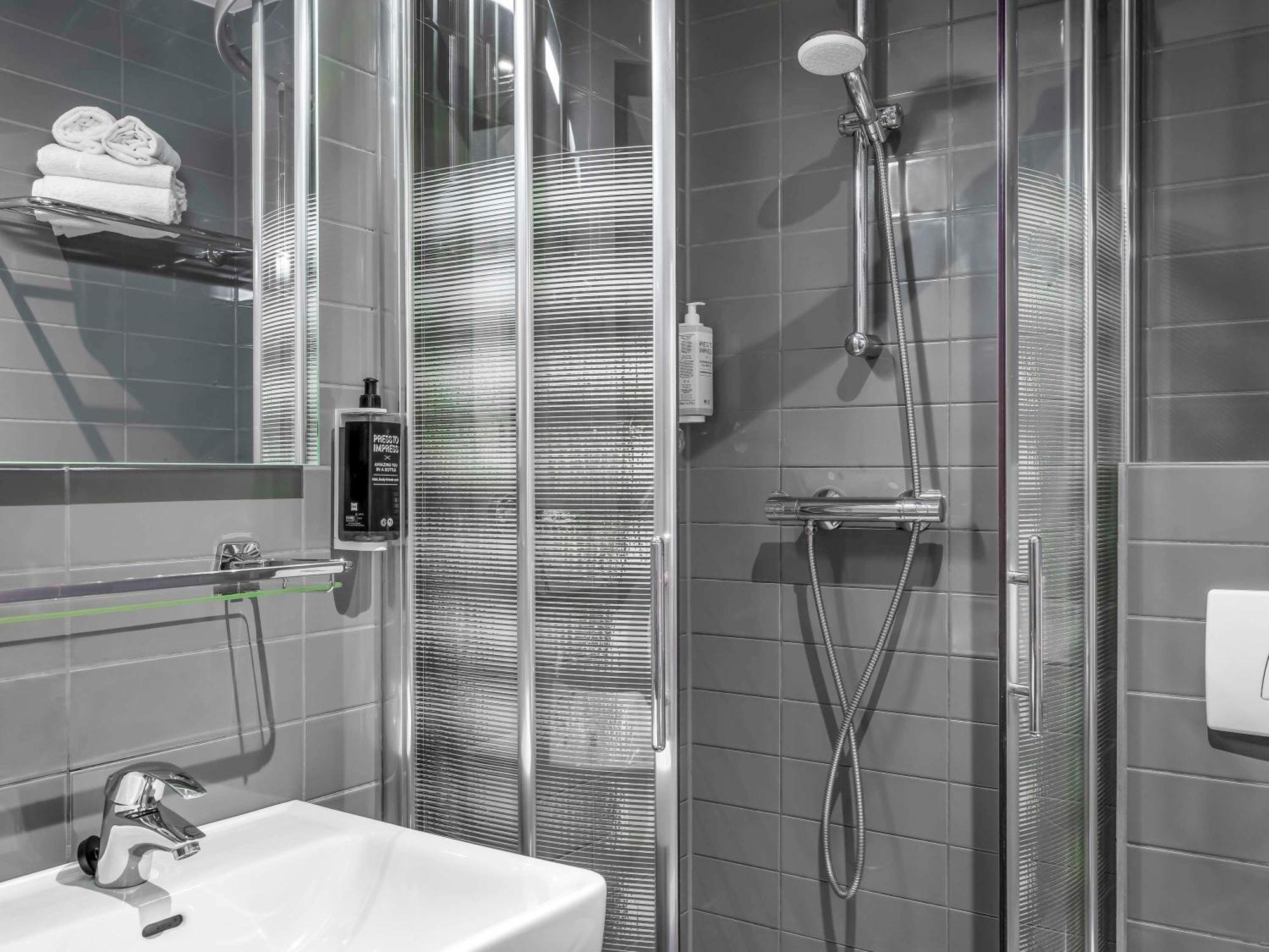Ibis Styles Amsterdam Amstel Hotell Exteriör bild