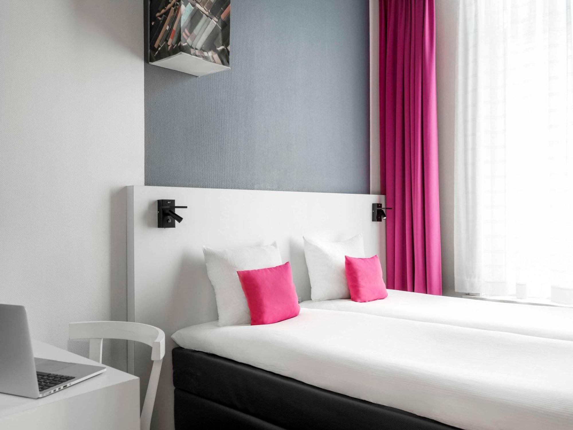 Ibis Styles Amsterdam Amstel Hotell Exteriör bild